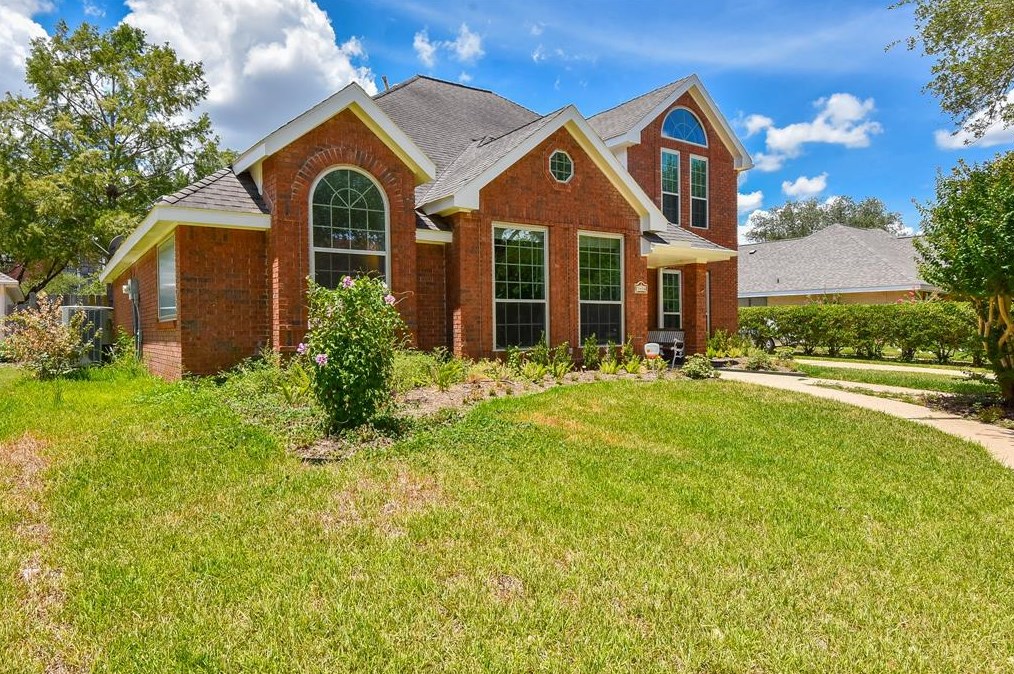 3406 Mesquite Dr, Sugar Land, TX 77479