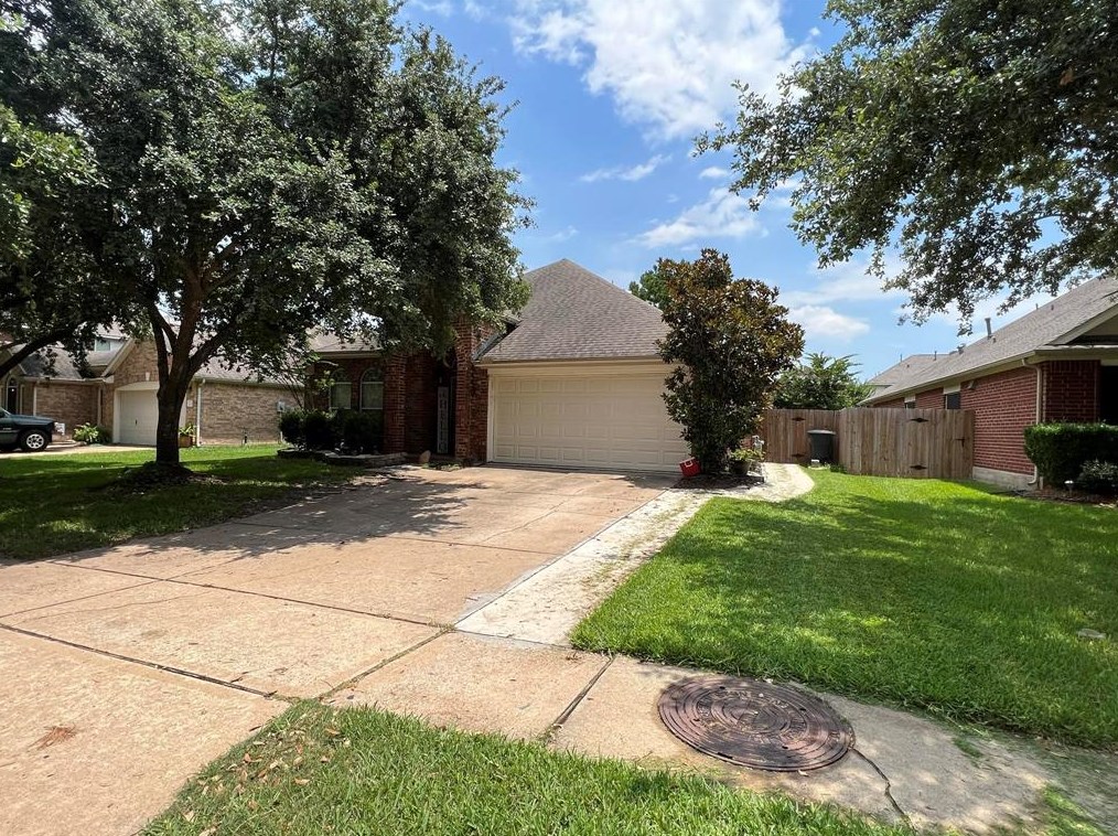 11411 Sugarbush Ridge Ln, Houston, TX 77089-5922