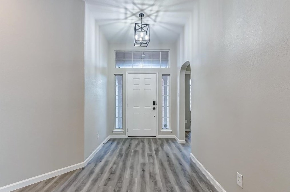 4026 E Teal Estates Cir, Fresno, TX 77545