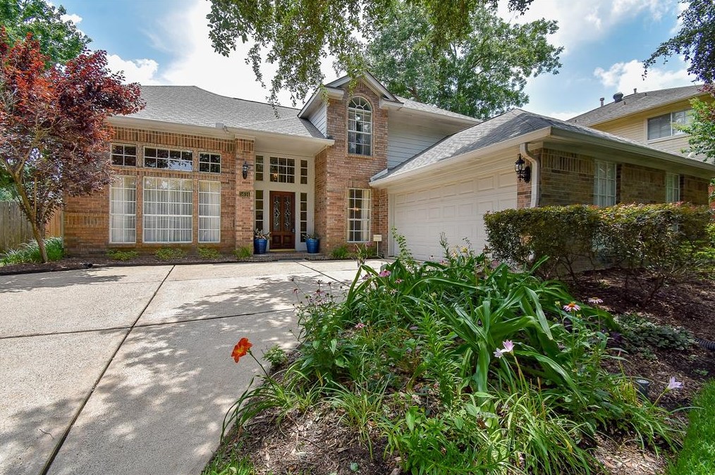 5614 Whisper Rdg Dr, Sugar Land TX  77479-5705 exterior