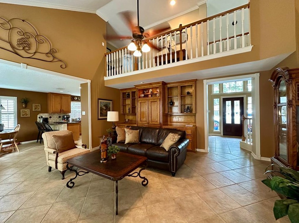 5614 Whisper Rdg Dr, Sugar Land TX  77479-5705 exterior