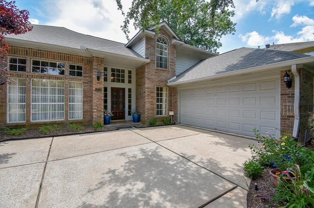 5614 Whisper Rdg Dr, Sugar Land TX  77479-5705 exterior