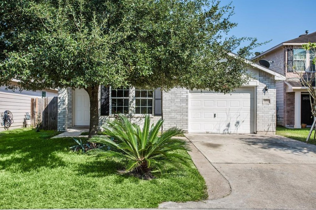 13218 Gatton Park Dr, Houston, TX 77066