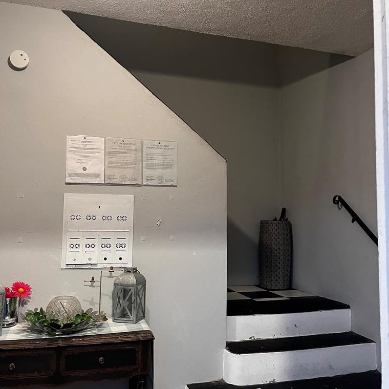 4403 Jefferson St Apt 4, Houston, TX 77023