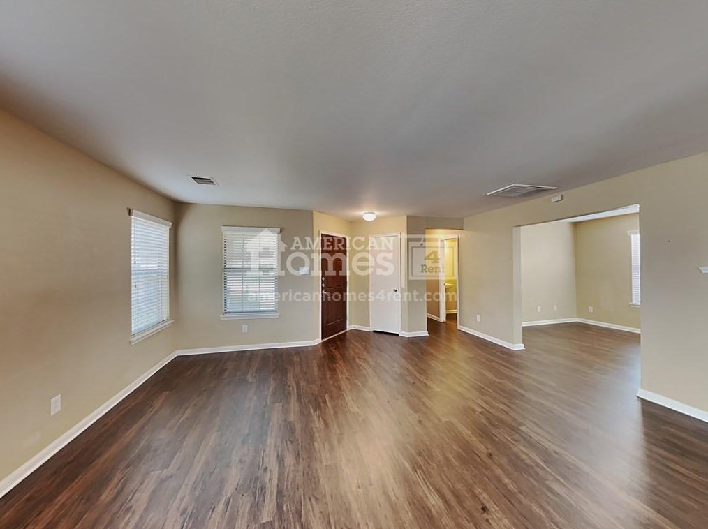 20738 Cypress Crescent Ln, Cypress, TX 77433