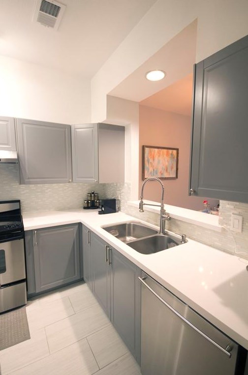 7679 Cambridge St, Houston, TX 77054