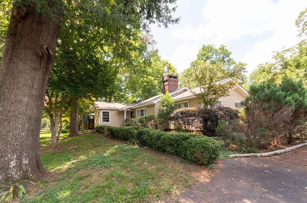 3117 Raguet St, Nacogdoches, TX 75965-2669