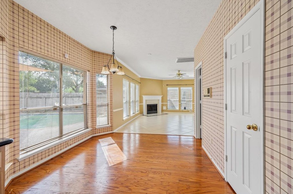 6318 Langham Dr, Houston TX  77084-2078 exterior