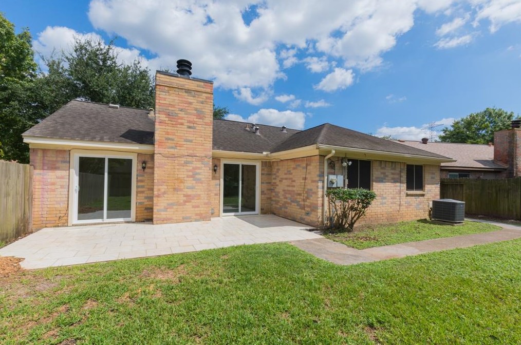 4106 Kitchen Hill Ln, Sugar Land, TX 77479
