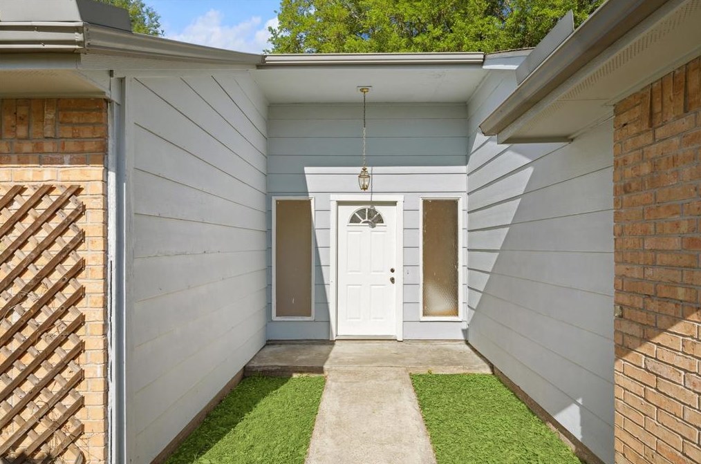 214 Glen Haven Ct, League City, TX 77573