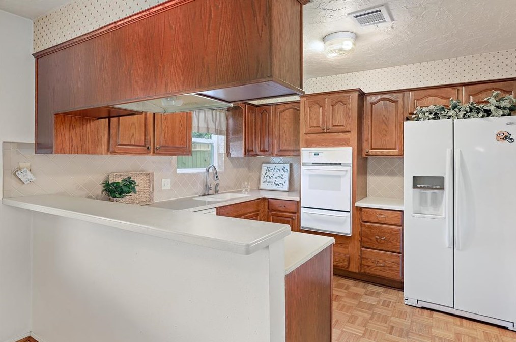 4154 Alecia Dr, Pasadena TX 77503-2801 exterior