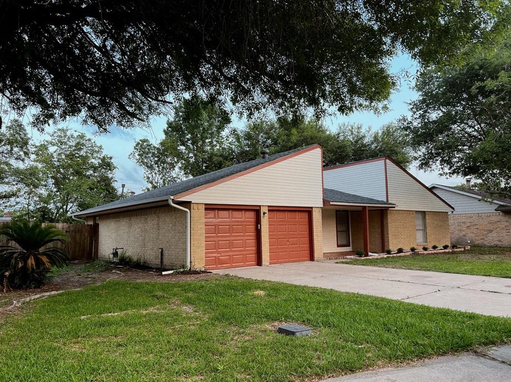 2919 Hamm Rd, Pearland, TX 77581