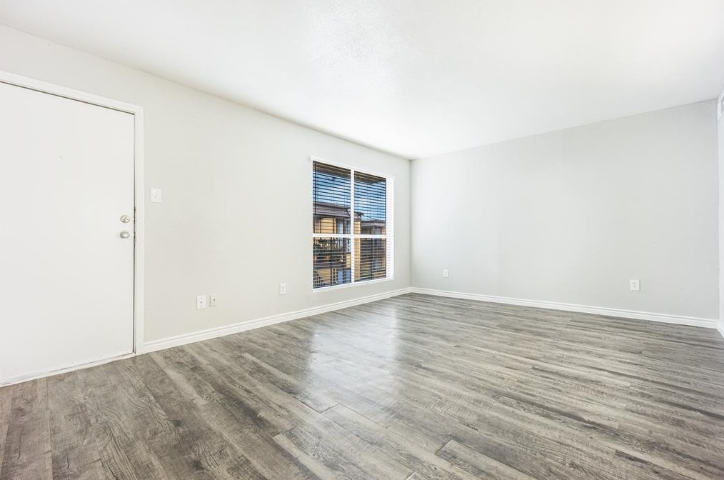 8047 Grow Ln #608, Houston, TX 77040