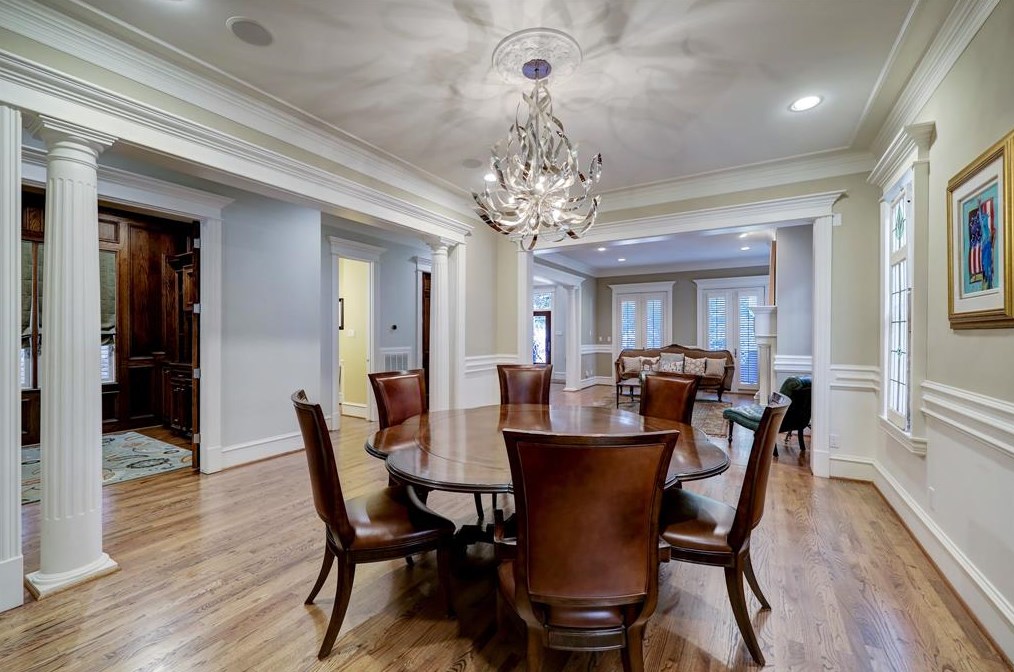 1534 Rutland St, Houston TX  77008-6826 exterior