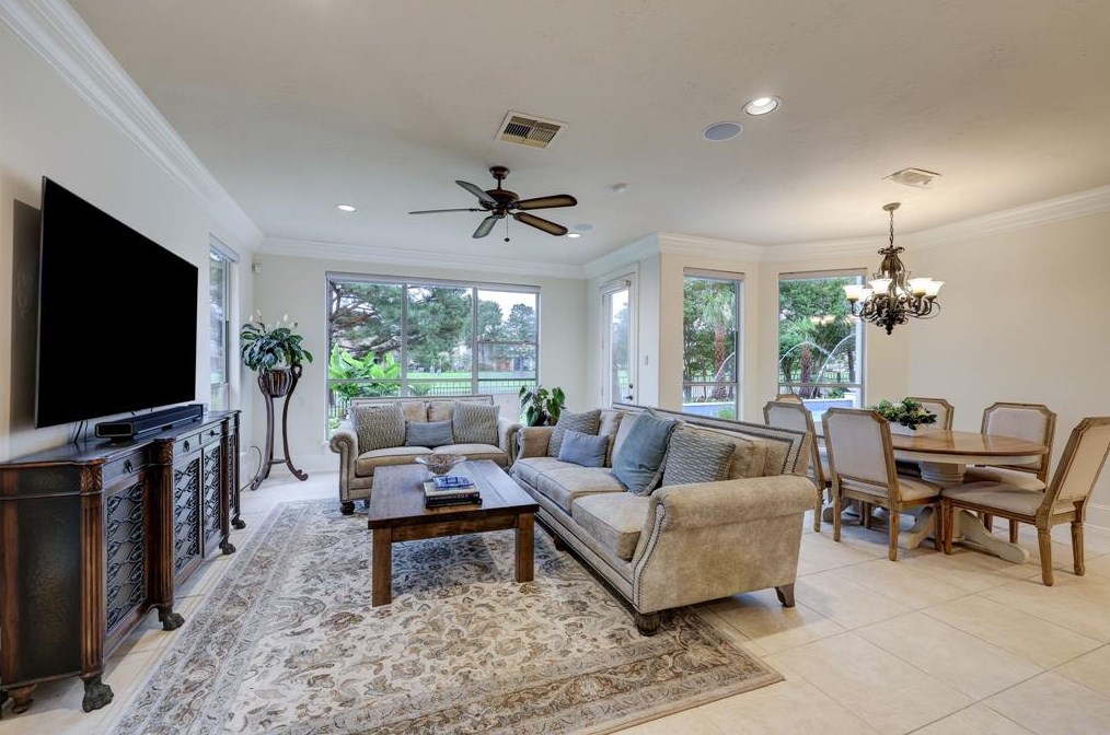 15618 Azalea Shr Dr, Houston TX  exterior