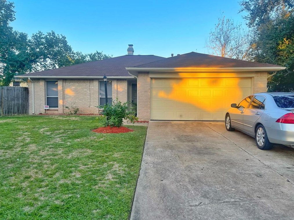 2702 Fir Crest Ct, Stafford, TX 77477