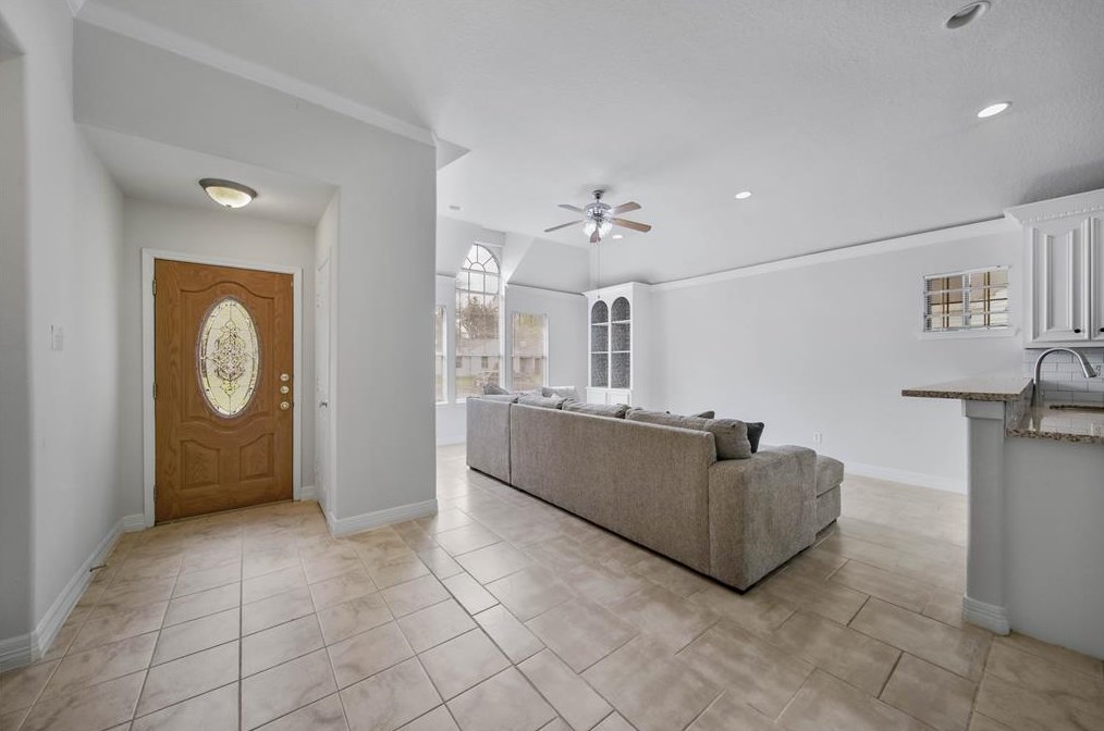 4943 Gammage St, Houston, TX 77021