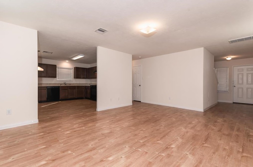 12607 Sai Baba Dr, Houston, TX 77038