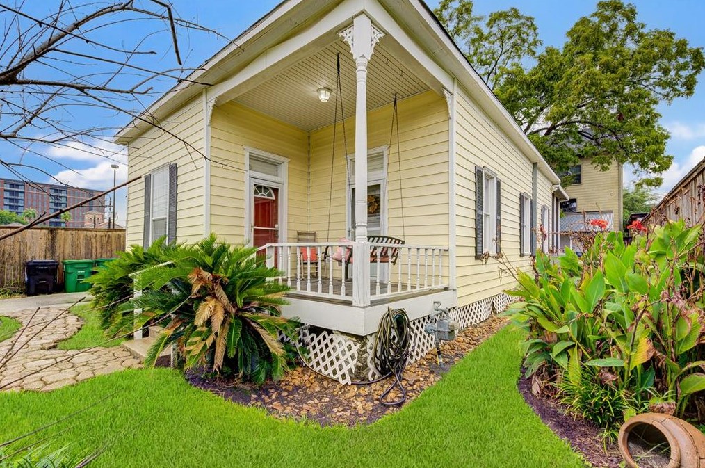 313 Mcalpine St, Houston, TX 77003