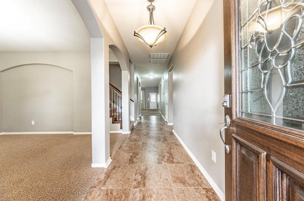 810 Arlington Pointe Dr, League City, TX 77573-4771