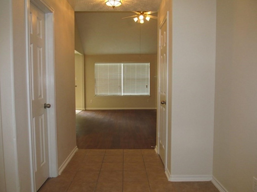 7015 Atasca Creek Dr, Humble, TX 77346