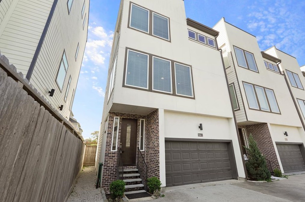 906 W 17th St #e, Houston, TX 77008