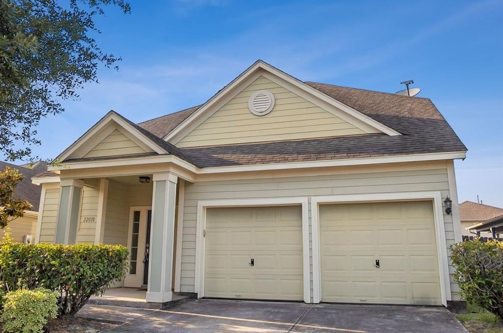 22010 Shortfin Mako Ct, Katy, TX 77449