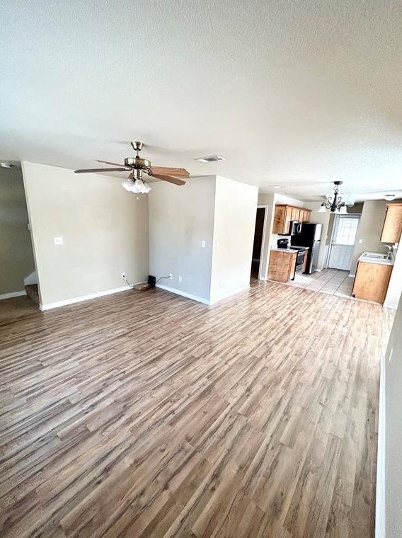 127 Bolero Way, Huntsville, TX 77340