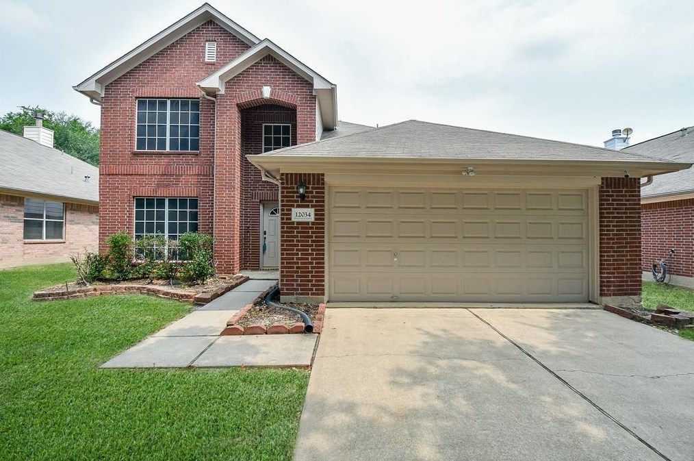 12034 Piney Bend Dr, Tomball, TX 77375
