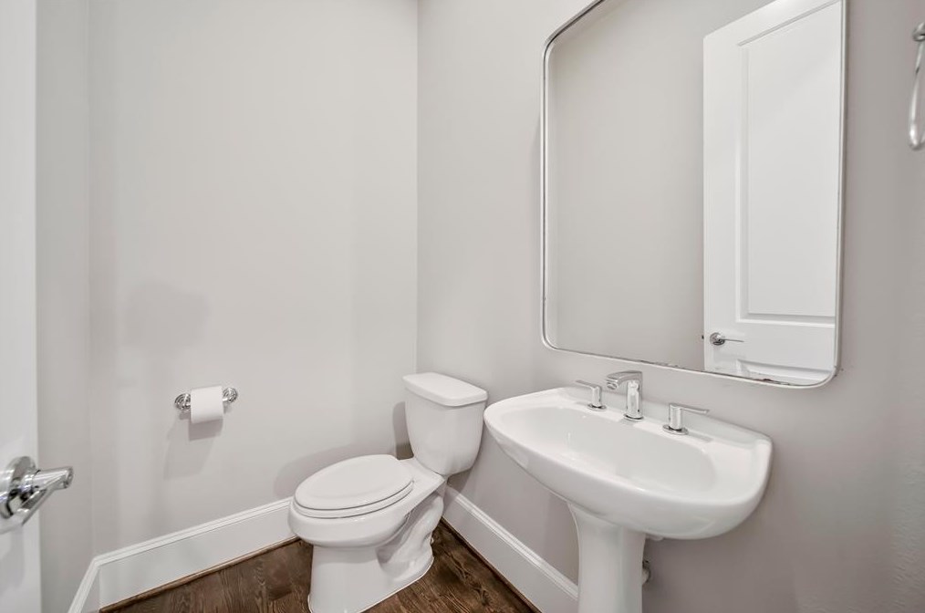 225 27 St, Houston TX  77008-2201 exterior