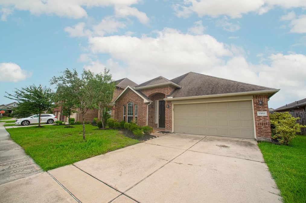 13011 Thorn Valley Ct, Tomball, TX 77377