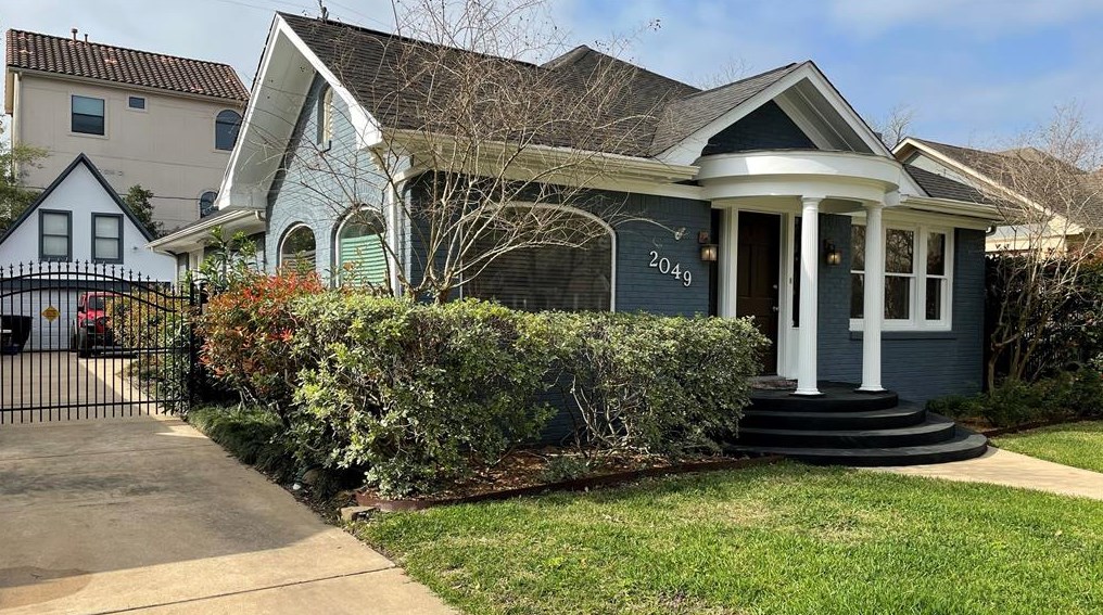 2049 Branard St, Houston, TX 77098