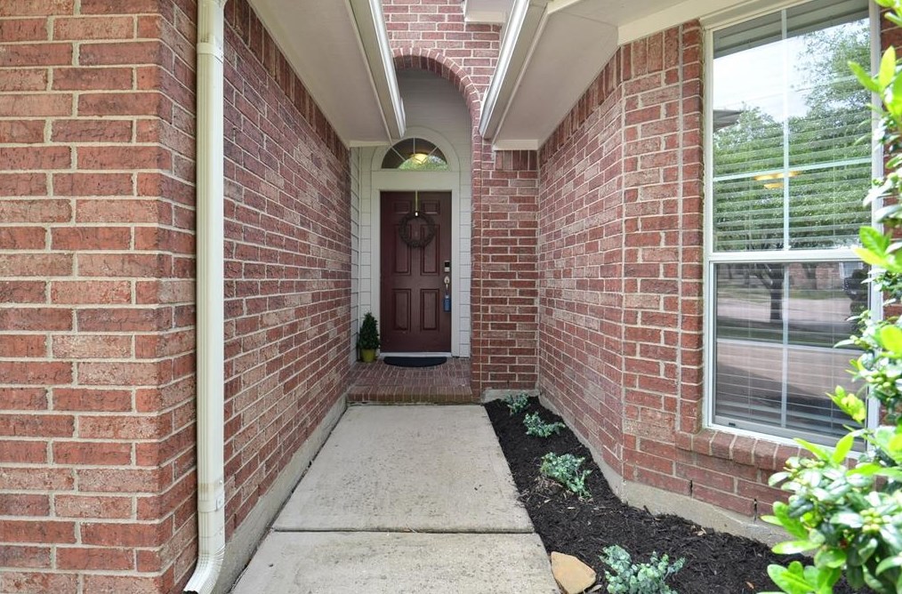 16411 Bluff Springs Dr, Houston, TX 77095-6972