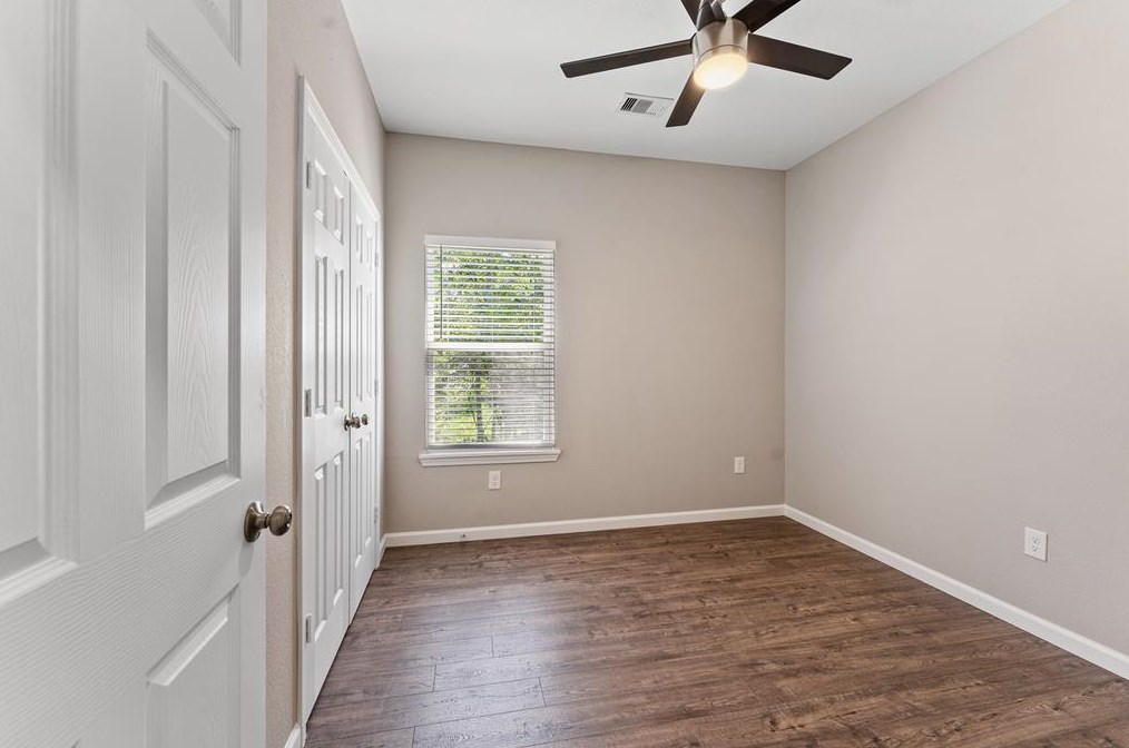 10317 Teneha Dr, Houston, TX 77033-0042