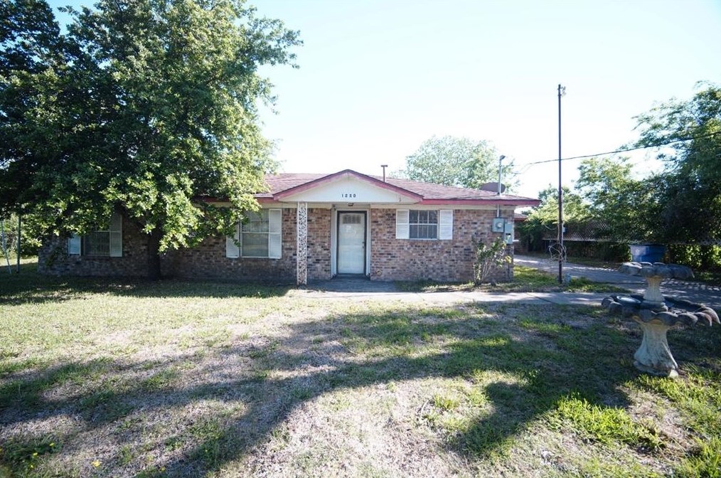 1230 Buschong St, Houston, TX 77039-1105