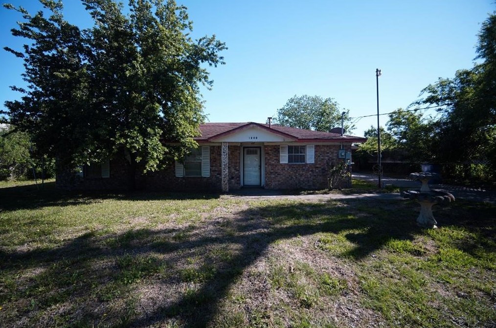 1230 Buschong St, Houston TX  77060-4500 exterior