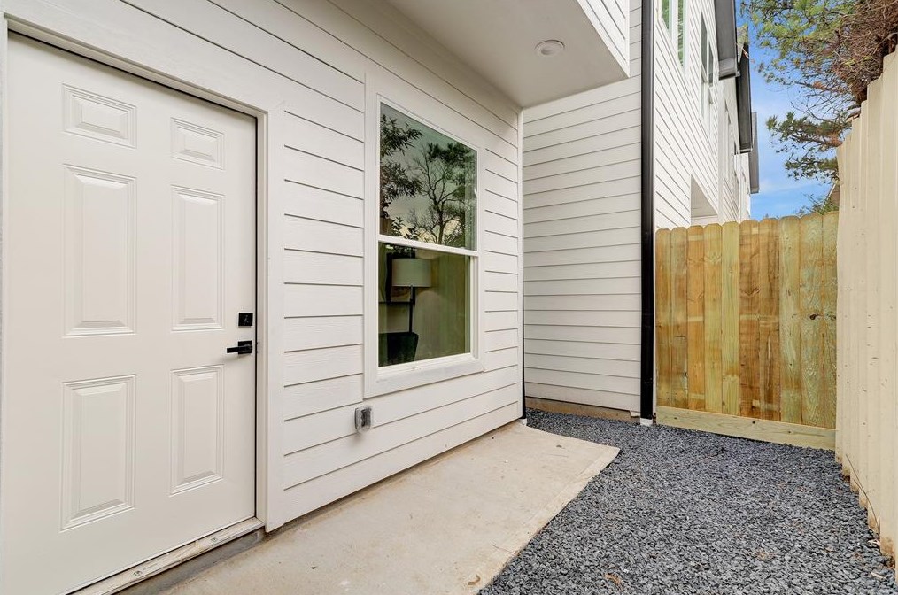 5626 Canal St, Houston, TX 77011-2314