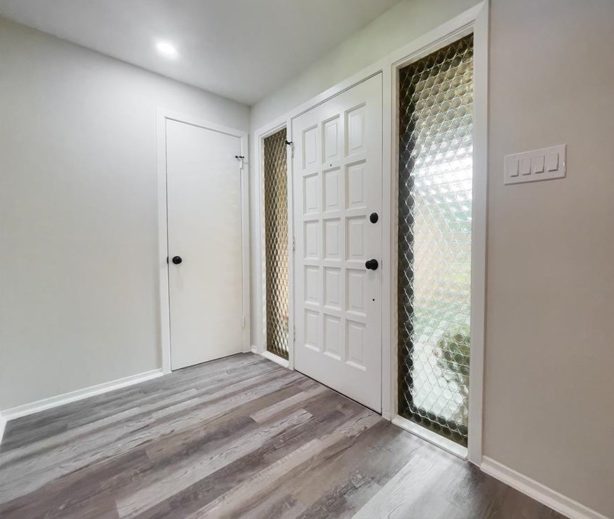 8818 Grape St, Houston TX  77036-7316 exterior