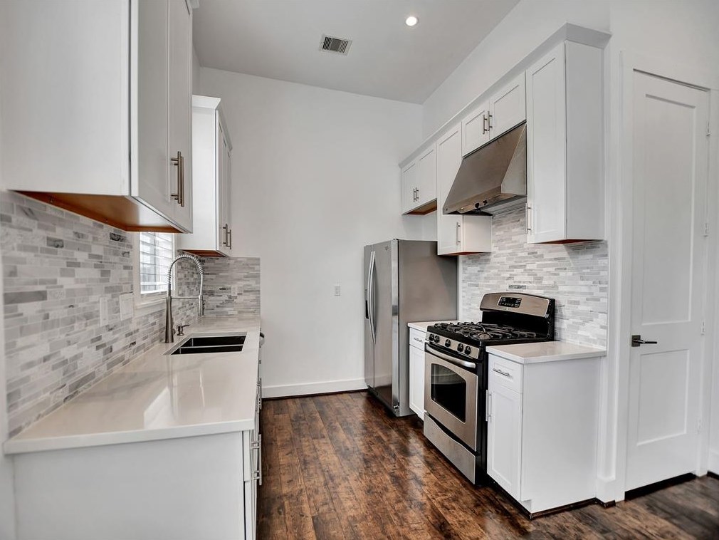 2206 Keene St, Houston TX  77009-7725 exterior