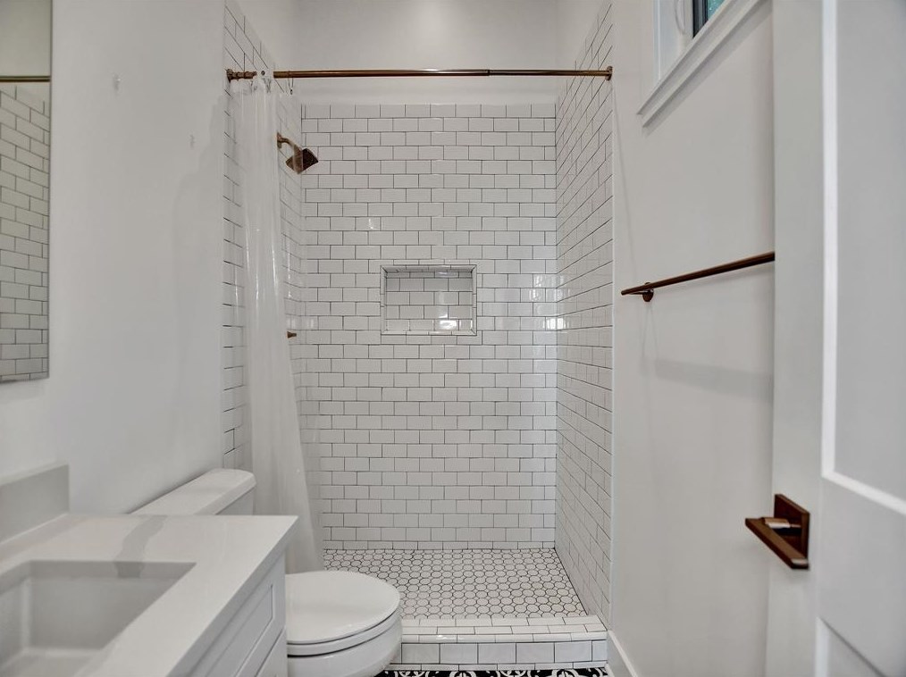 2206 Keene St, Houston TX  77009-7725 exterior