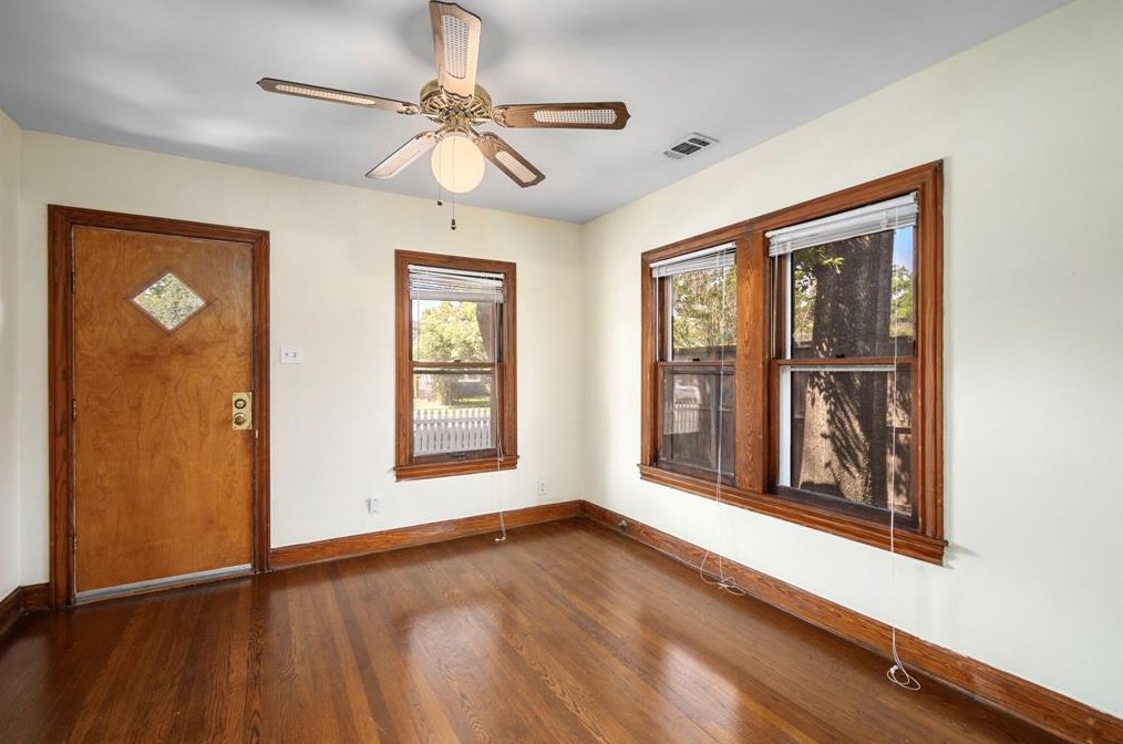 209 25th St, Houston TX  77008-2501 exterior