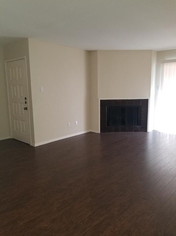 9350 Country Creek Dr #81, Houston, TX 77036