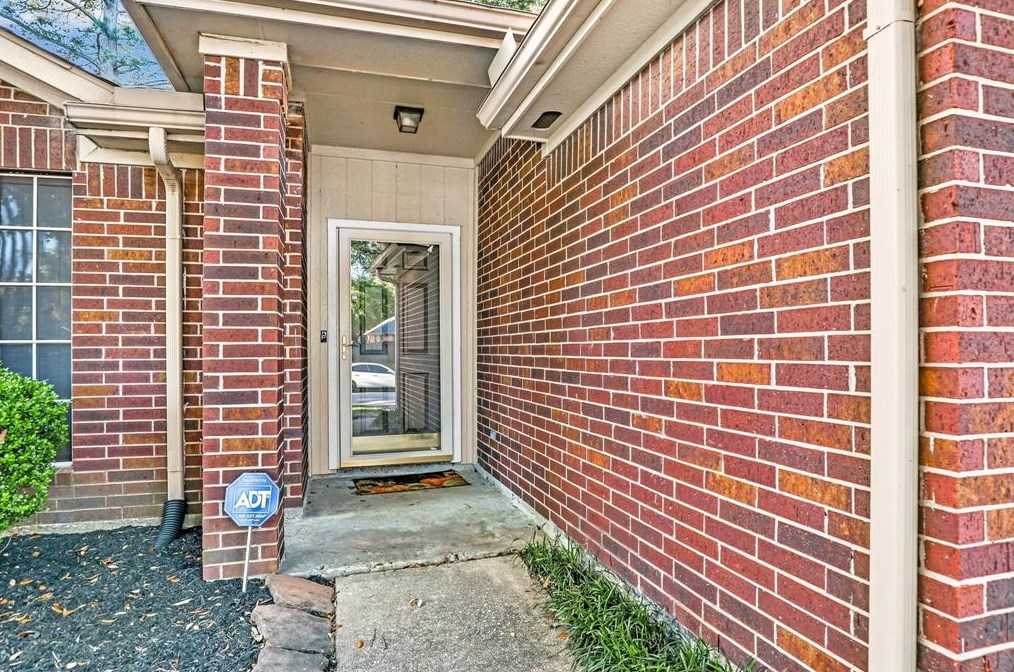 3826 Village Well Dr, Humble, TX 77396