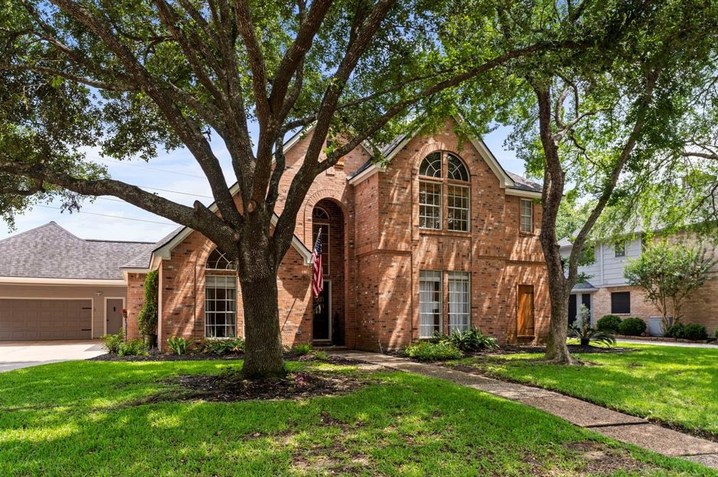 6030 Spring Creek Ln, Spring, TX 77379-8805
