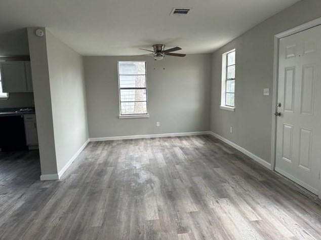 103 Prewitt Ln, West Columbia, TX 77486
