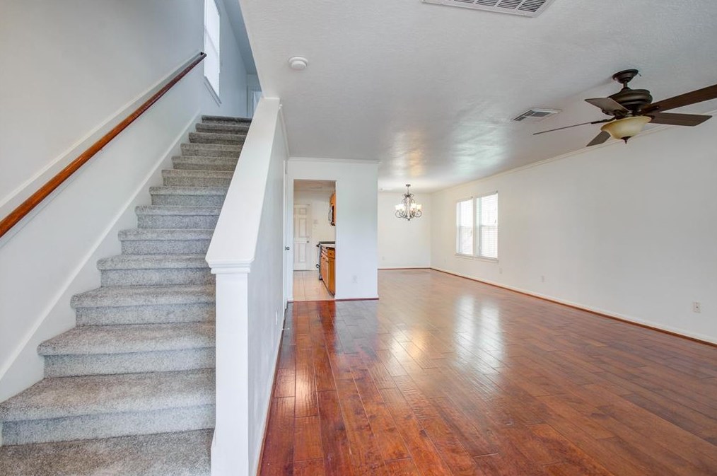 1319 Victor St, Houston TX  77019-5533 exterior