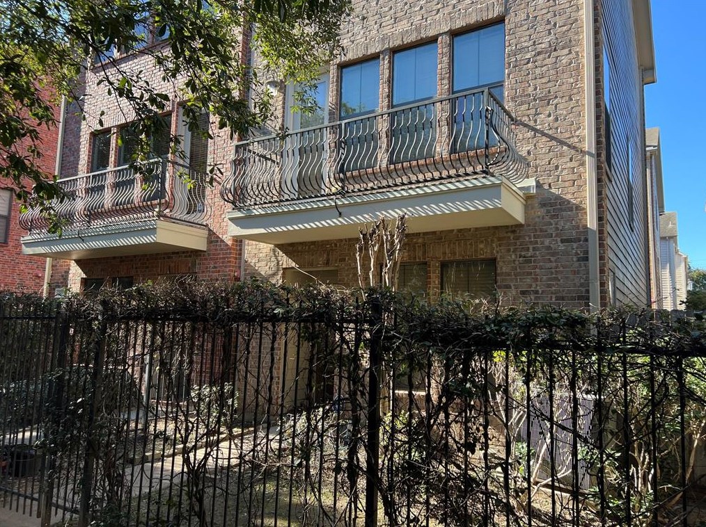 2904 Chenevert St #f, Houston, TX