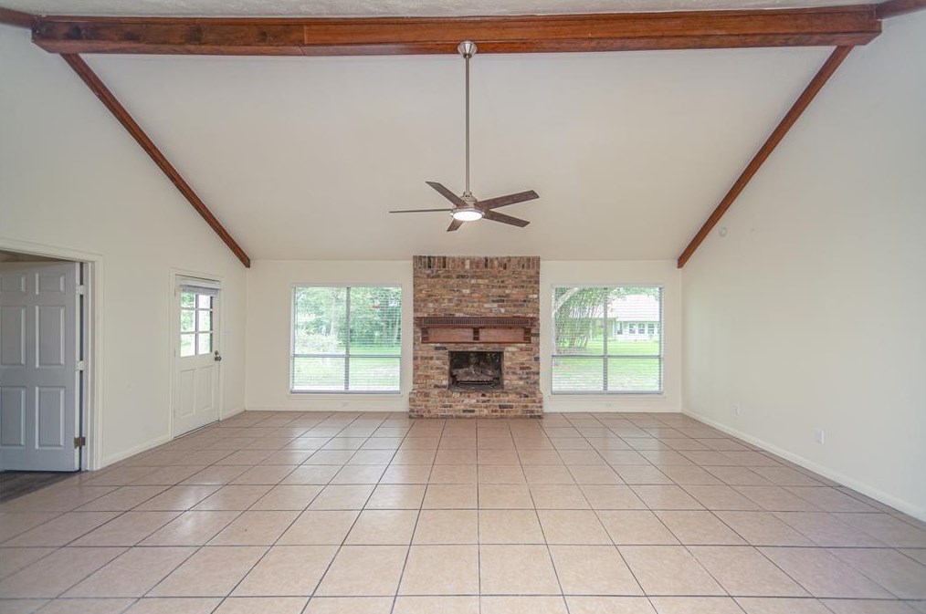 714 Snead Ct, Conroe, TX 77302