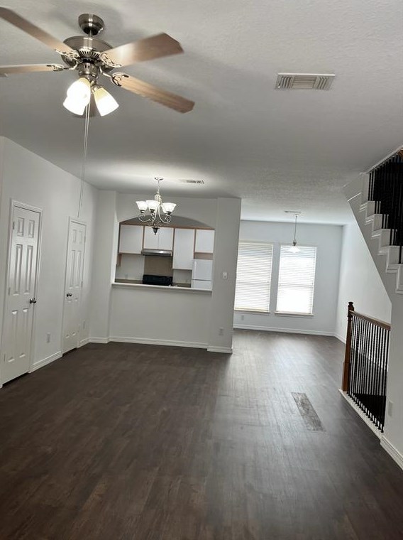 13103 Bellaire Estates Dr, Houston, TX 77072-2398