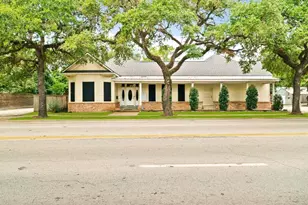 800 Jackson St, Richmond, TX 77469 - Photo 1